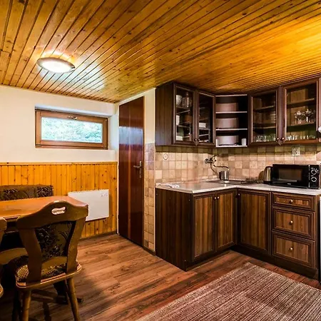 Horalka * Dolna Lehota